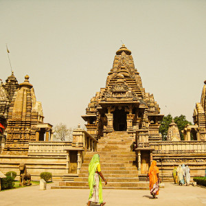 B_Khajuraho-Tempel_2